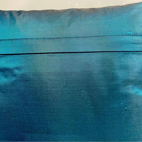 Make your Holidays Brighter!!!
Red & Green/Teal …Sequins & Embroidered Pillows - Picture 7 of 7